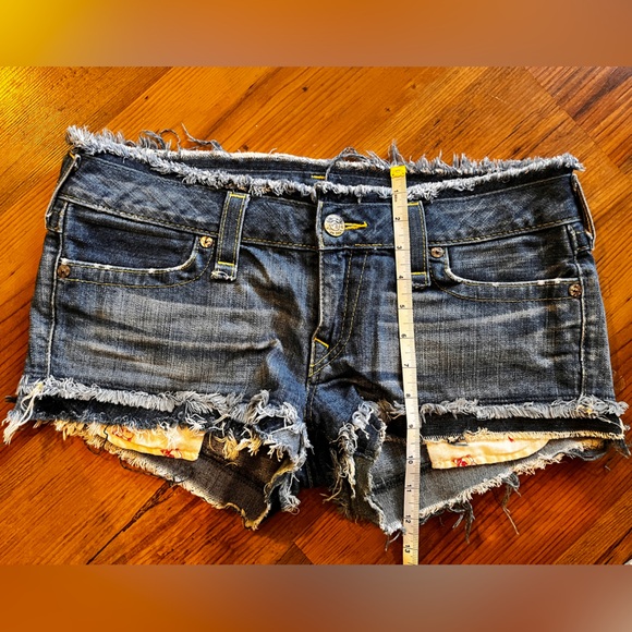 True Religion Love & Haight Joey Denim Cutoff Shorts 30 RARE! - Picture 15 of 16